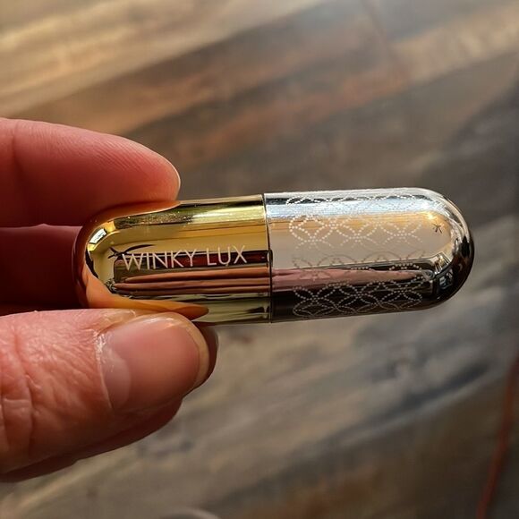 ✨Winky Lux Demi Matte Lip Velour Lipstick - Dirty Love, New in box - Picture 6 of 6